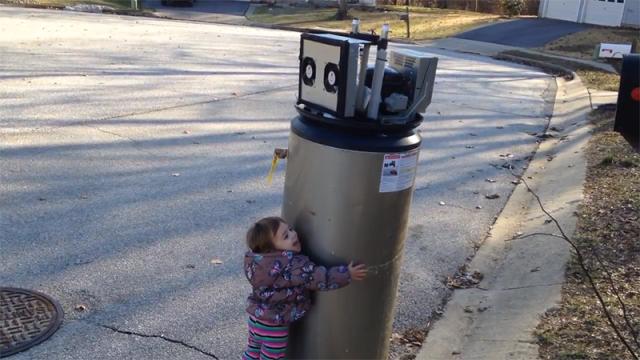 No One Tell This Adorable Little Girl The Truth About Her New Robot Friend