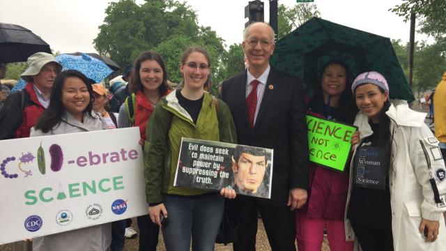 At The March For Science, US Congress’s Lone Scientist Pines For Company