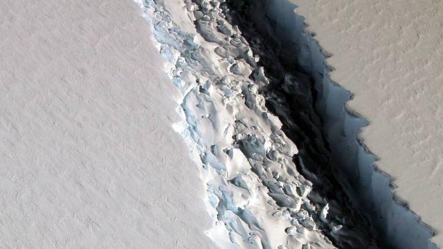 A Second Giant Crack Has Appeared On Antarctica’s Larsen C Ice Shelf