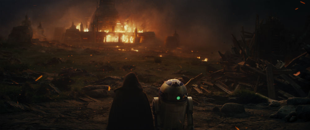 Rian Johnson Asked For A Small, Crucial Change To The Force Awakens