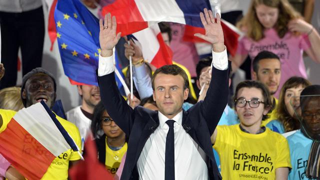French Presidential Campaign Claims ‘Massive Hack’ 