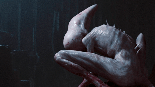 This Alien: Covenant VR Experience Lets You Claw Your Way Out Of Your Human Host