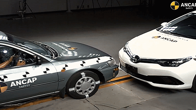 This Crash Between A 2015 And A 1998 Toyota Corolla Shows How Far Car Safety Has Come