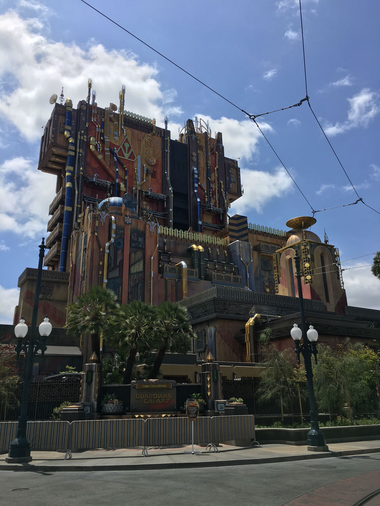 The New Guardians Of The Galaxy Ride Exists In Its Own Unique Marvel Universe 