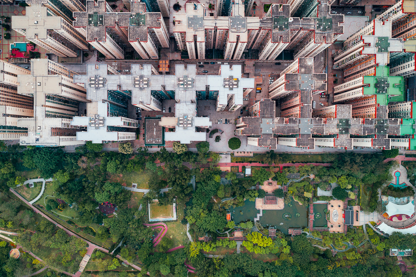 Hong Kong Looks Beautifully Uncanny When Seen From The Sky