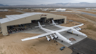 Paul Allen Shows Off The World’s Largest Aeroplane For The First Time
