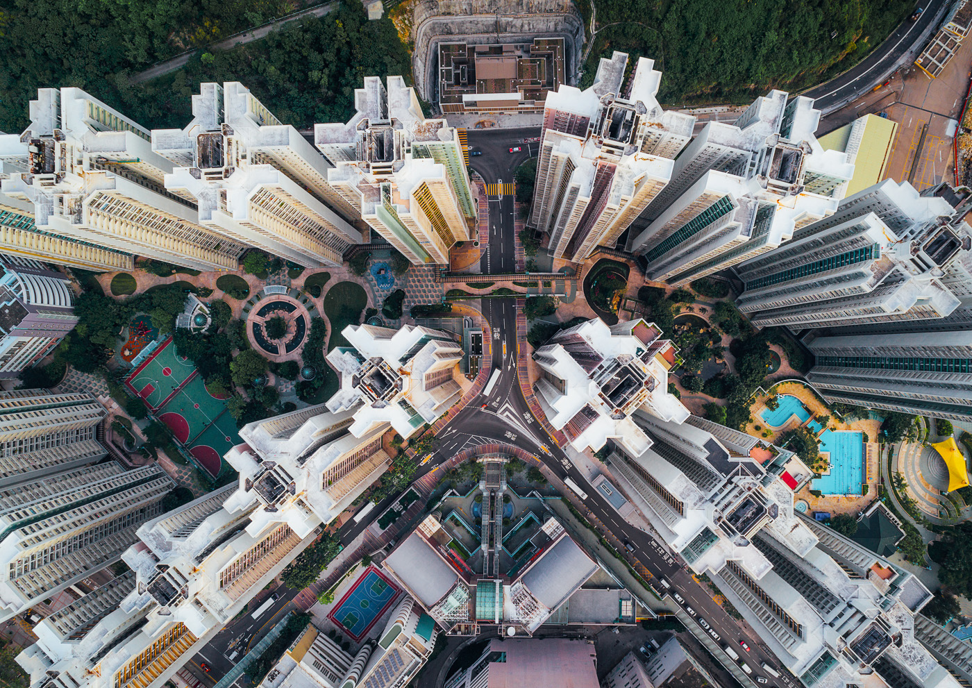 Hong Kong Looks Beautifully Uncanny When Seen From The Sky