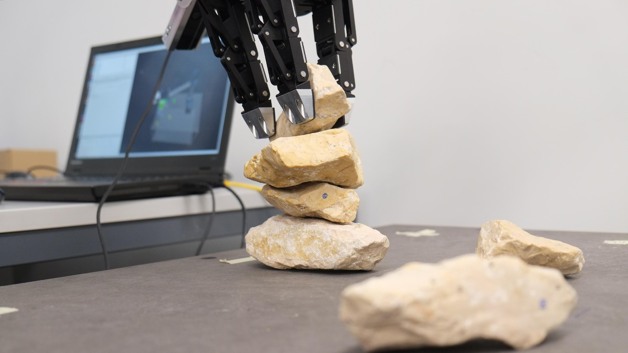 Rock-Balancing Robots Could Build Our Future Habitats On Mars