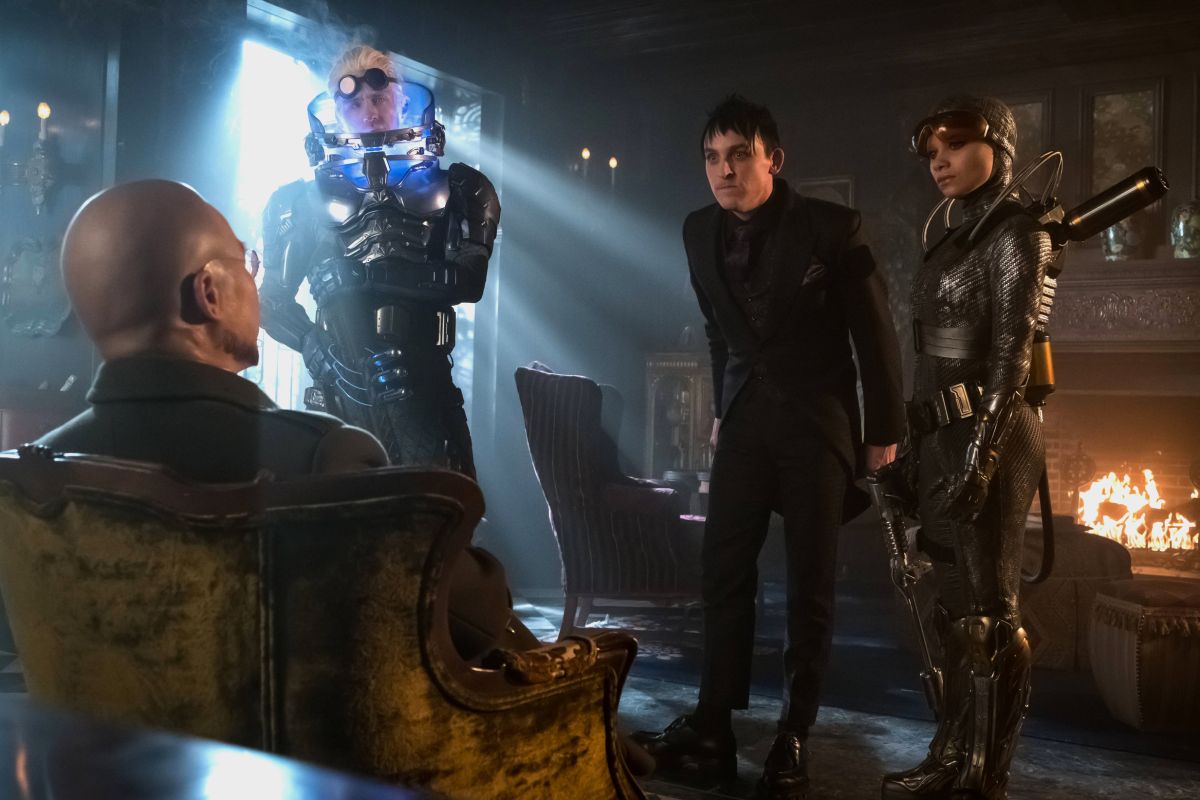 Guys, We Need To Talk About That Insane Gotham Finale