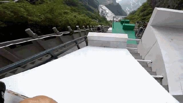Count How Many Times You’d Break Your Ankle On This Steep Downhill Mountain Parkour Run