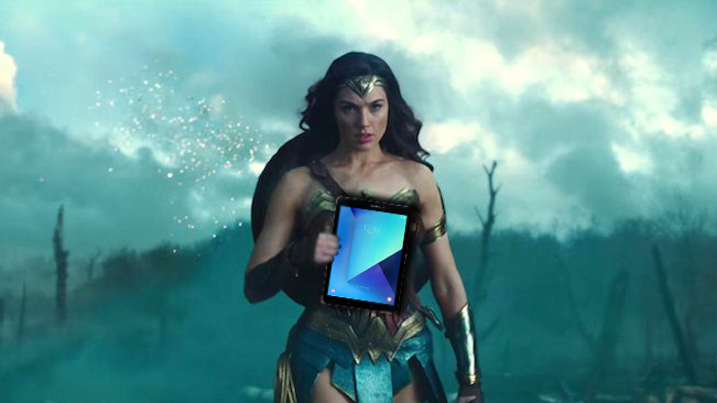 I Am Irrationally Mad About Wonder Woman’s Android Tablet