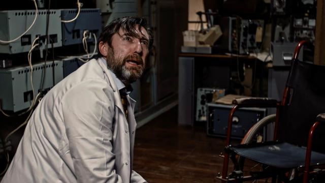 A Scientist Goes Mad (With Good Reason) In Weirdly Witty Sci-Fi Short Eddie