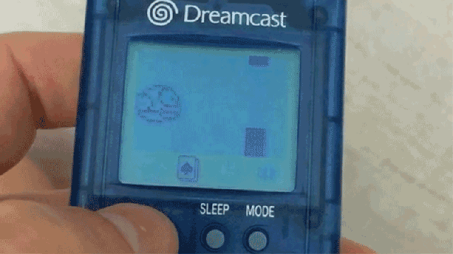 Mad Genius Brings Flappy Bird Back From The Dead On Dreamcast Memory Card