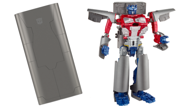 Hasbro’s Own Convention Will Sell You A Giant Transformer That Actually Charges Your Phone