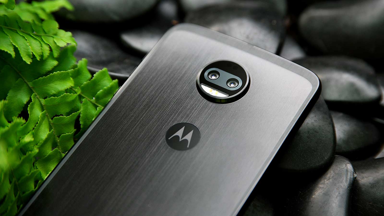 Motorola’s New Phone Makes A Great Case For Why Modular Phones Shouldn’t Exist