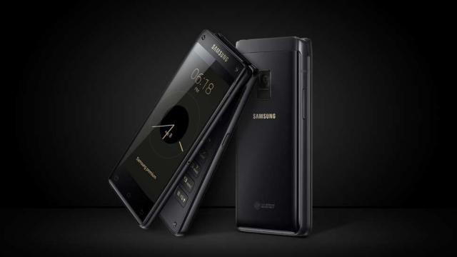 Samsung Is Keeping The Joy Of Flip Phones Alive
