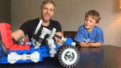 Super-Sizing LEGO Sets Is The Only Reason You Need A 3D Printer