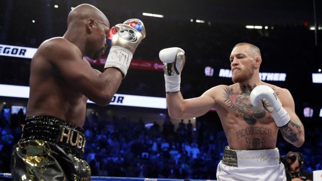 Fans Sue Showtime For Botched Stream Of Mayweather-McGregor Fight