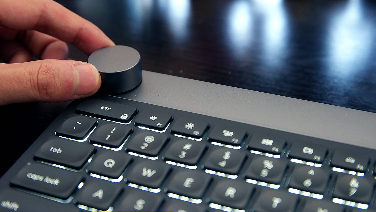 Logitech Finally Made A Keyboard Worthy Of Its Best Mouse
