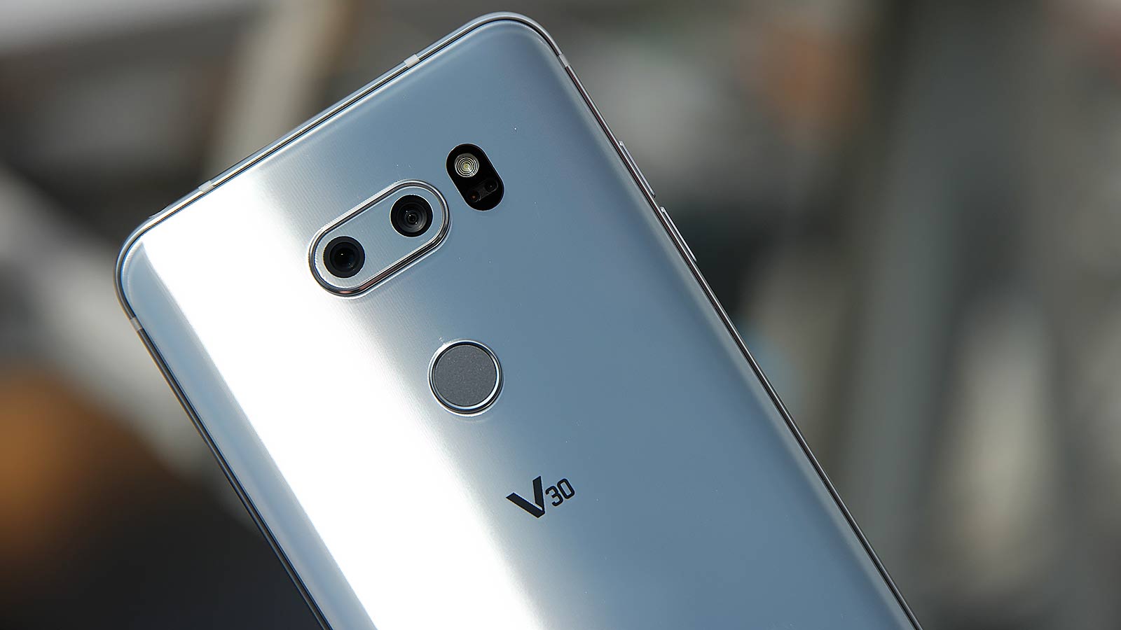 The LG V30 Sold Its Soul For Mainstream Appeal, But Hey, Its Camera And Audio Are Even Better