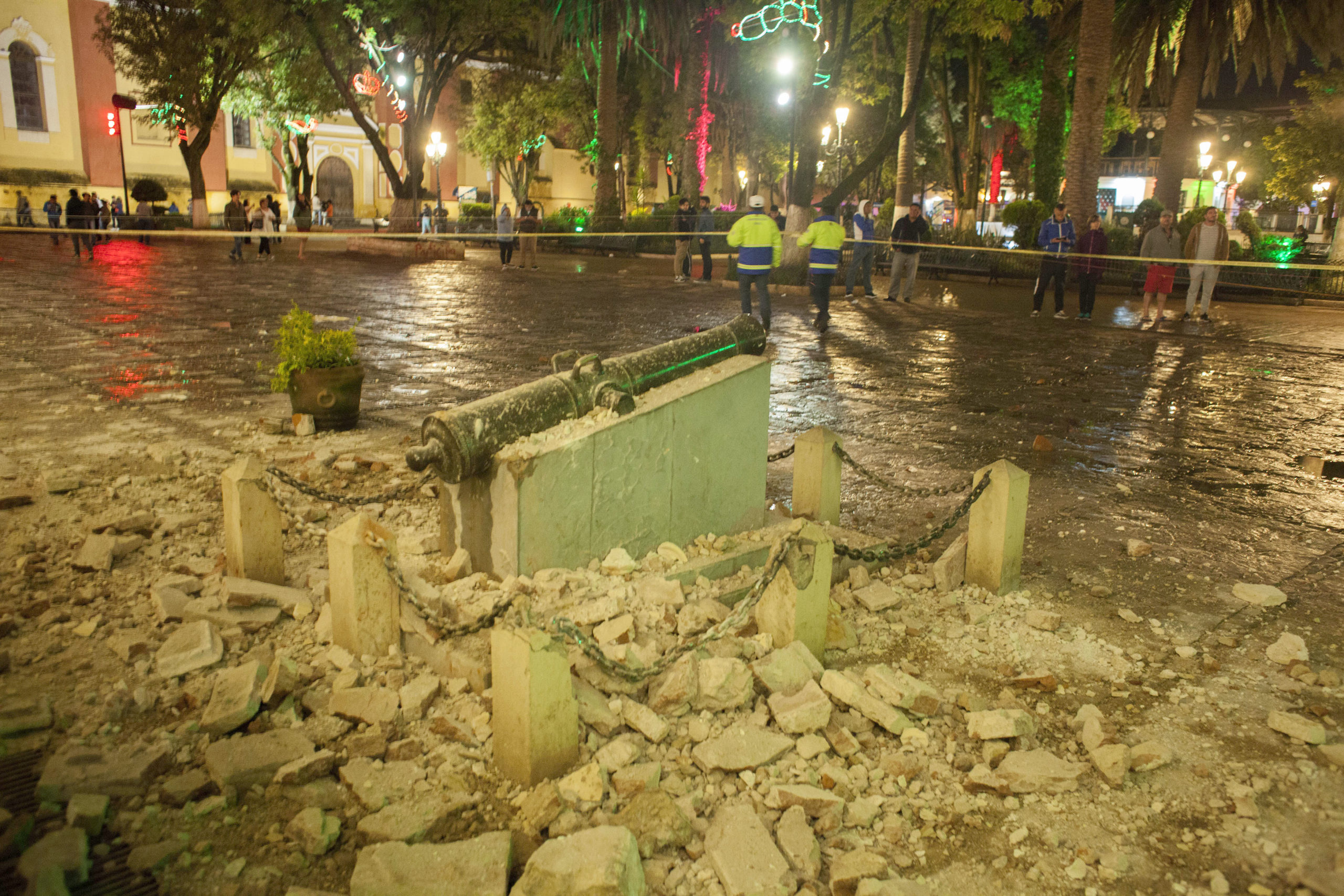 Mexico Rocked By Massive 8.1-Magnitude Earthquake