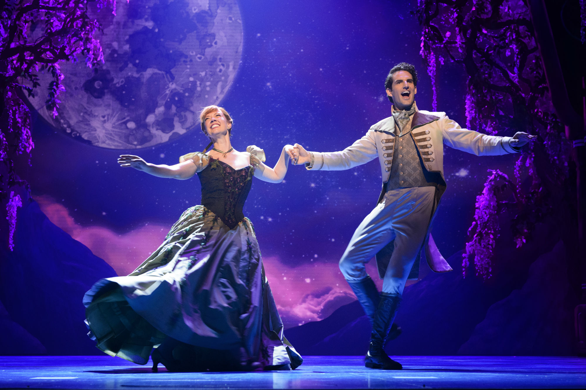 The Broadway Production Of Disney’s Frozen Looks Predictably Beautiful