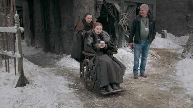It’s Too Cute Watching Arya And Sansa Struggle To Stay Serious During Game Of Thrones Filming