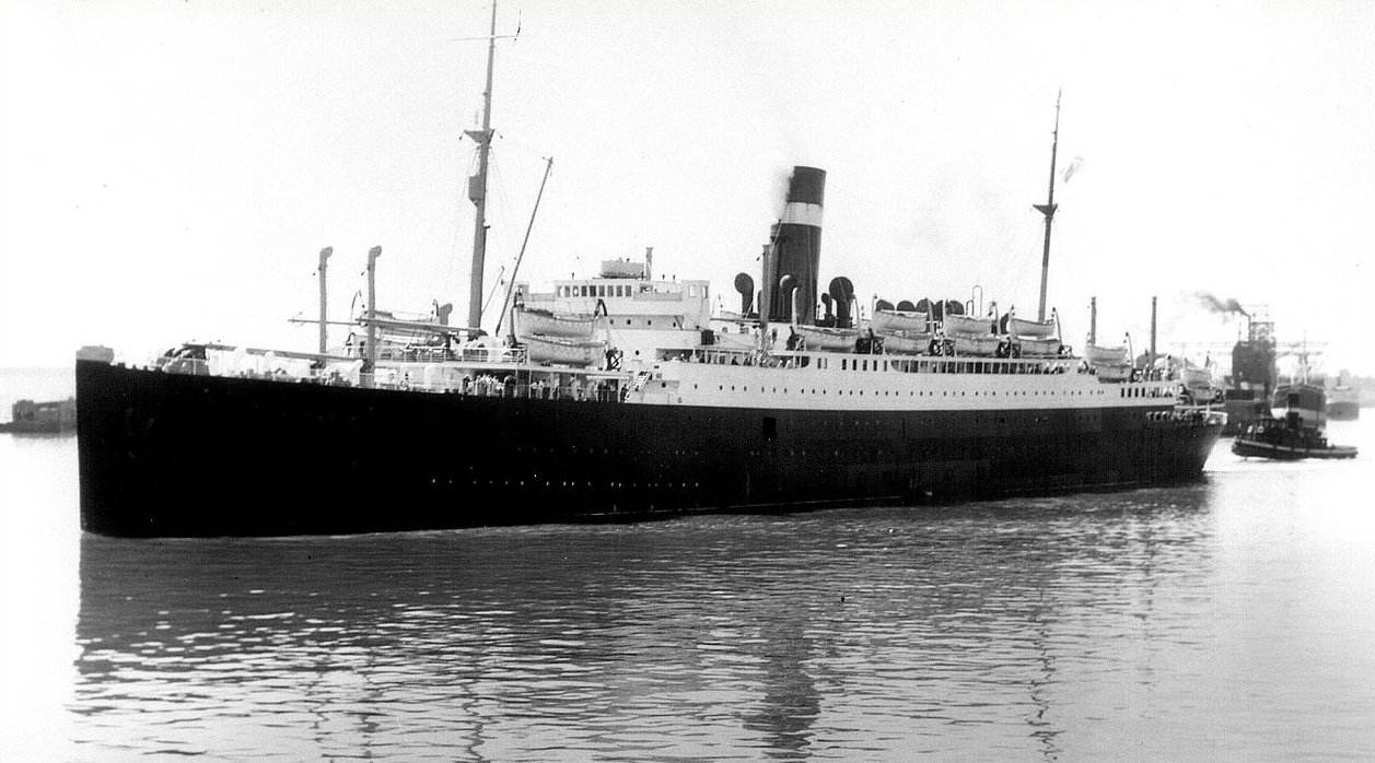This Grainy Image Could Be The First British Passenger Liner Sunk By The Nazis In WW2