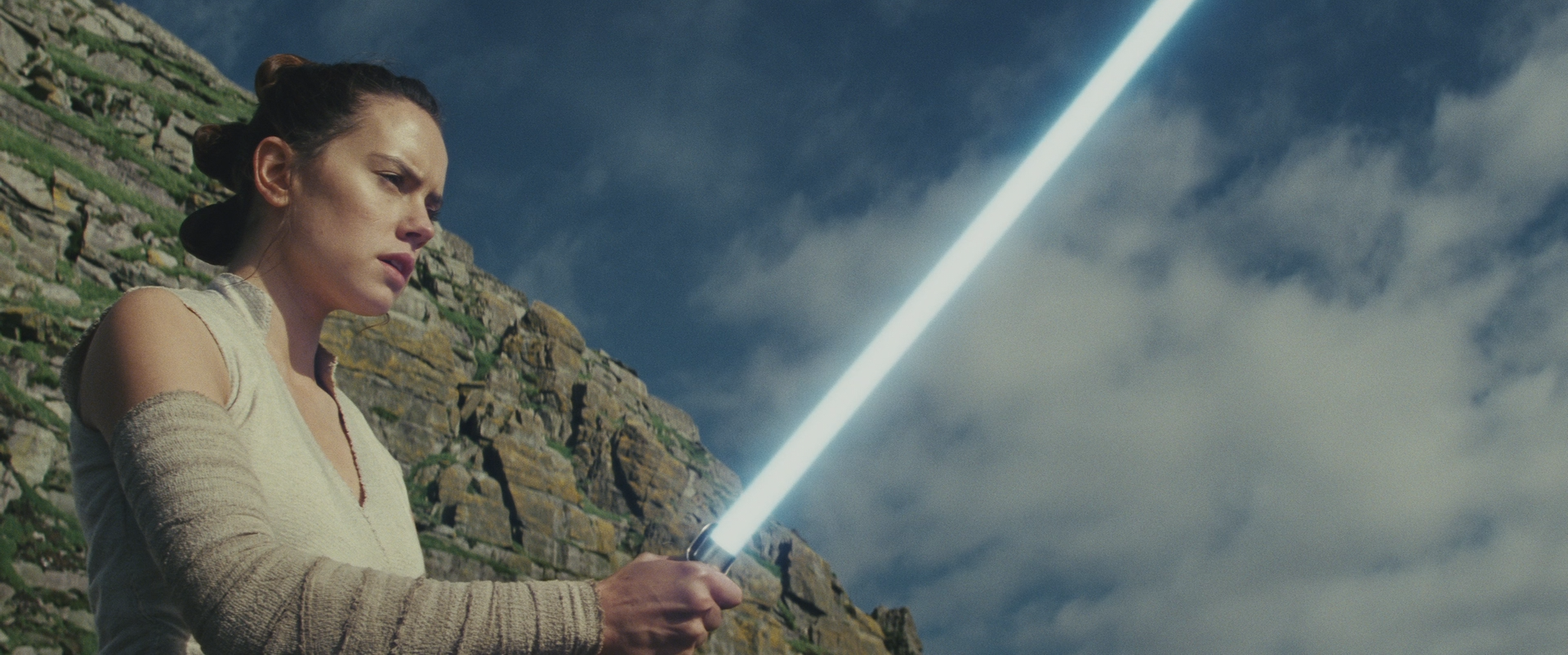 All The Secrets About The Battles To Come Hidden In The New Star Wars: The Last Jedi Trailer