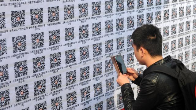 China Blocks WeChat Features Ahead Of 19th National Congress