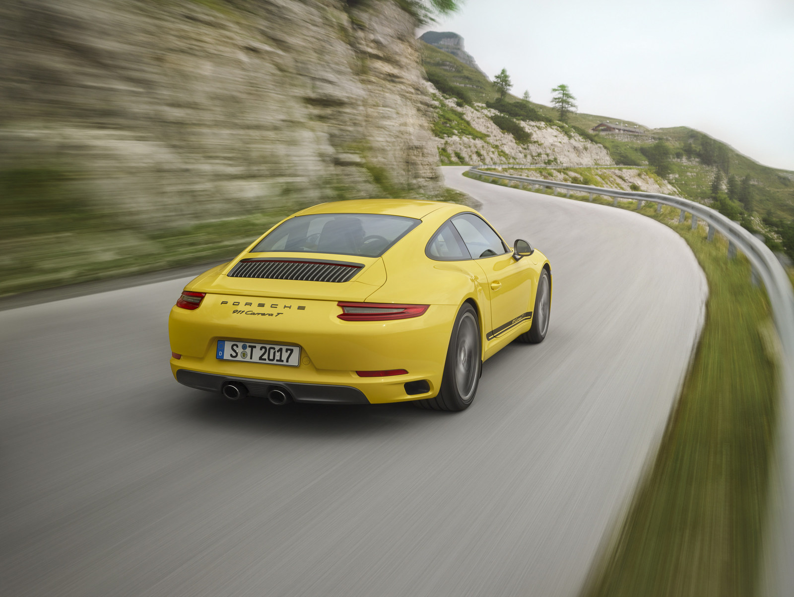 The 2018 Porsche 911 Carrera T Is The Lightest New 911 You Can Buy