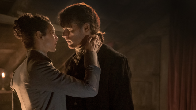 Ron Moore Explains The Obvious Reasons Outlander Had To Keep Claire And Jamie Apart
