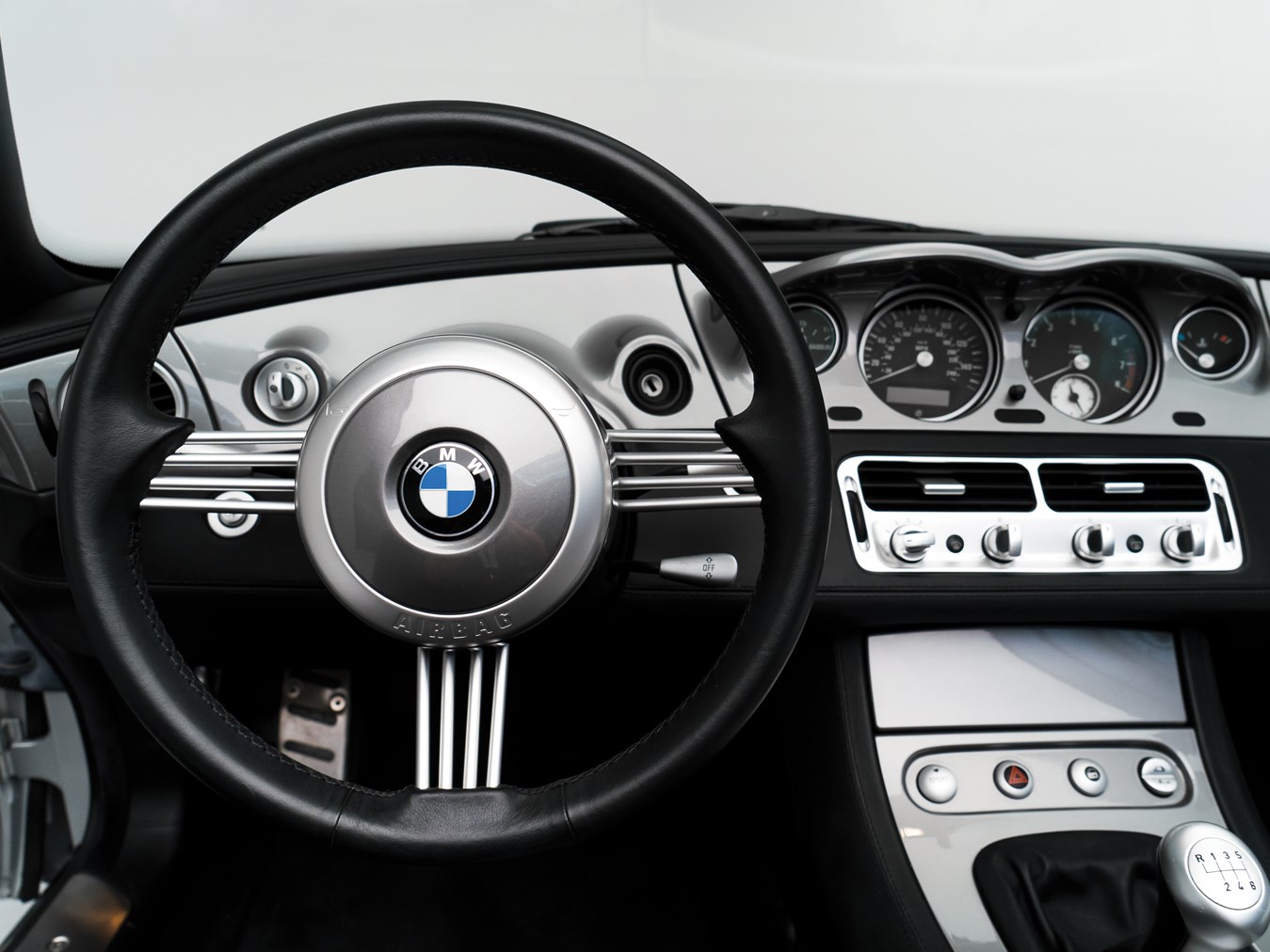 Now You Can Own Steve Jobs’ BMW Z8 And The Hated Motorola Flip Phone That Came With It