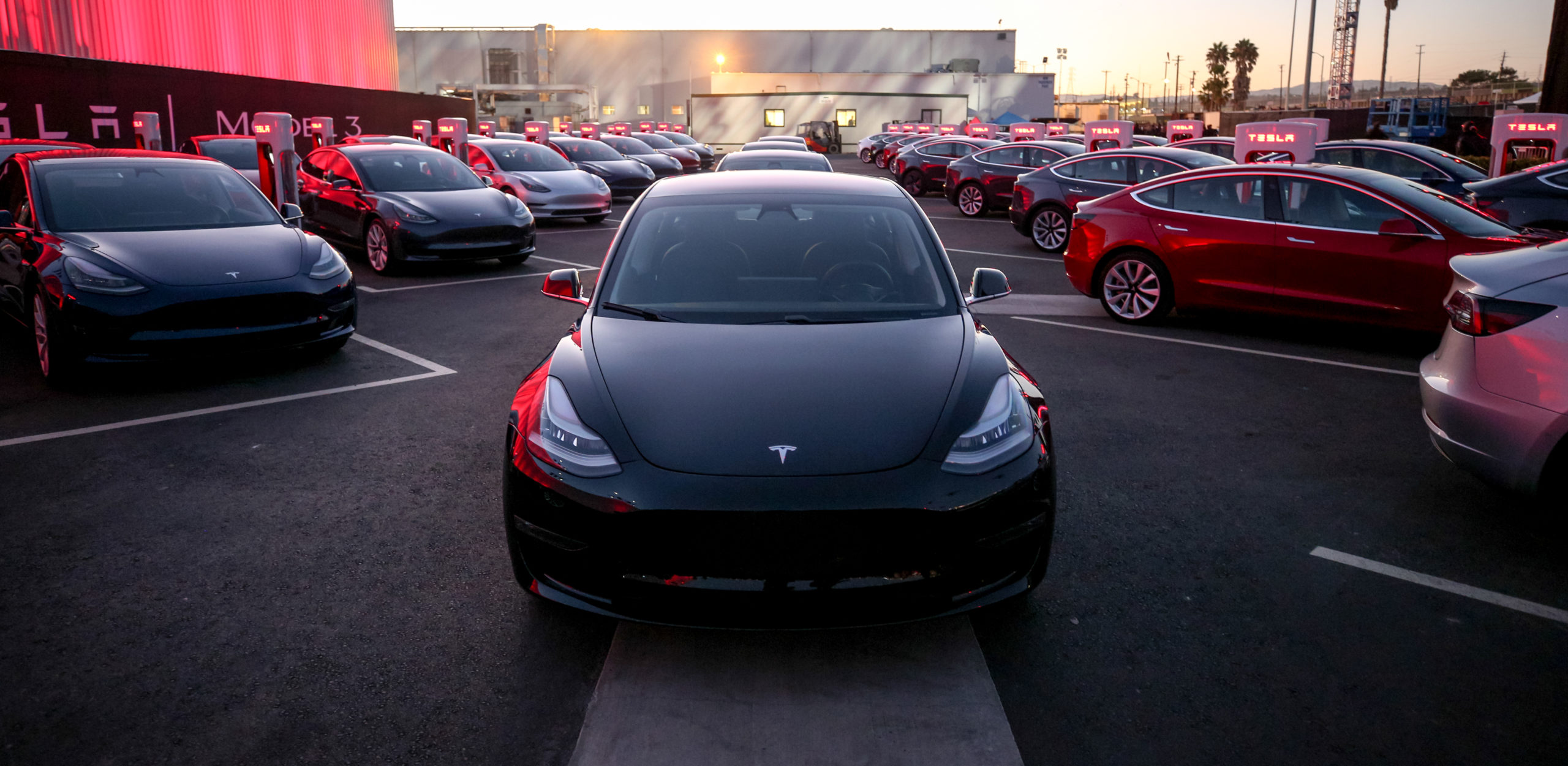 Tesla’s ‘Hell’ Threatens Its Future