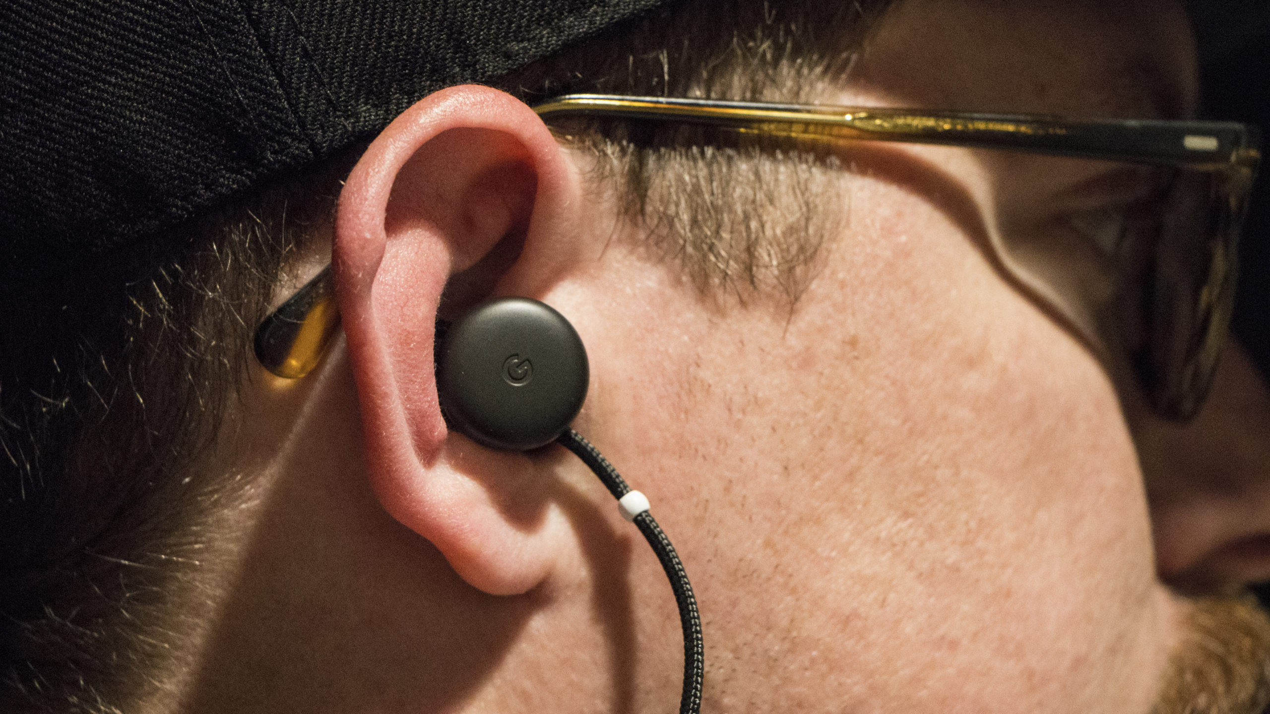 Google’s Pixel Buds Aren’t Even Close To Being Good