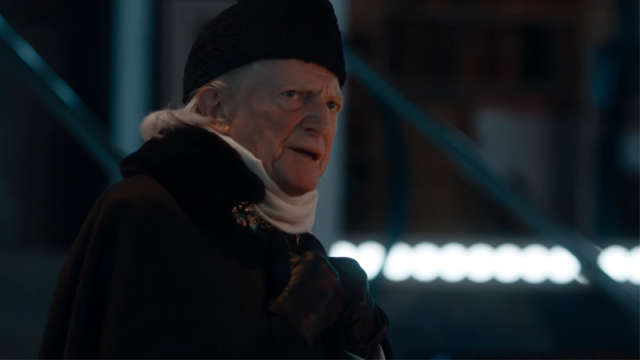 In This Doctor Who Christmas Special Clip, The First Doctor Hates The New TARDIS So Much