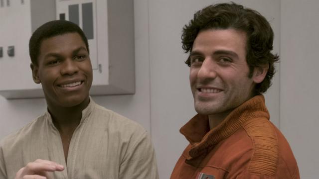 Oscar Isaac Loves Poe Shippers, But Don’t Expect Confirmation Of Pairings In The Last Jedi