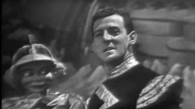 The War On Christmas Travels To The Moon In This 1950s TV Clip About The Future