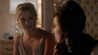 Marvel’s Runaways Just Proved How Easy It Is To Include Queer Characters