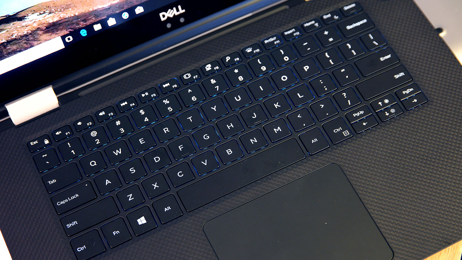 Dell’s XPS 15 2-in-1 Wants To Be The Anti-MacBook Pro
