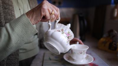 A Study Showing The Dangers Of Hot Tea Reveals How Complex Cancer Risks Can Be