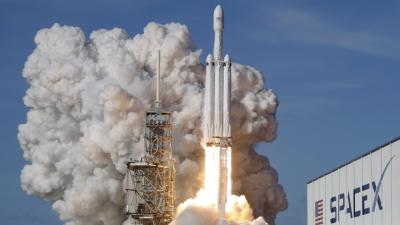 SpaceX Landed The Falcon Heavy’s Two Boosters, But Its Core Clipped Its Drone Ship At 300 MPH