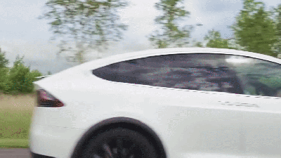 Jeremy Clarkson Reviewed The Tesla Model X With A Team Of Six Lawyers
