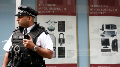 UK Police Trial Mobile Fingerprint Scanners Linked To Criminal And Immigration Databases