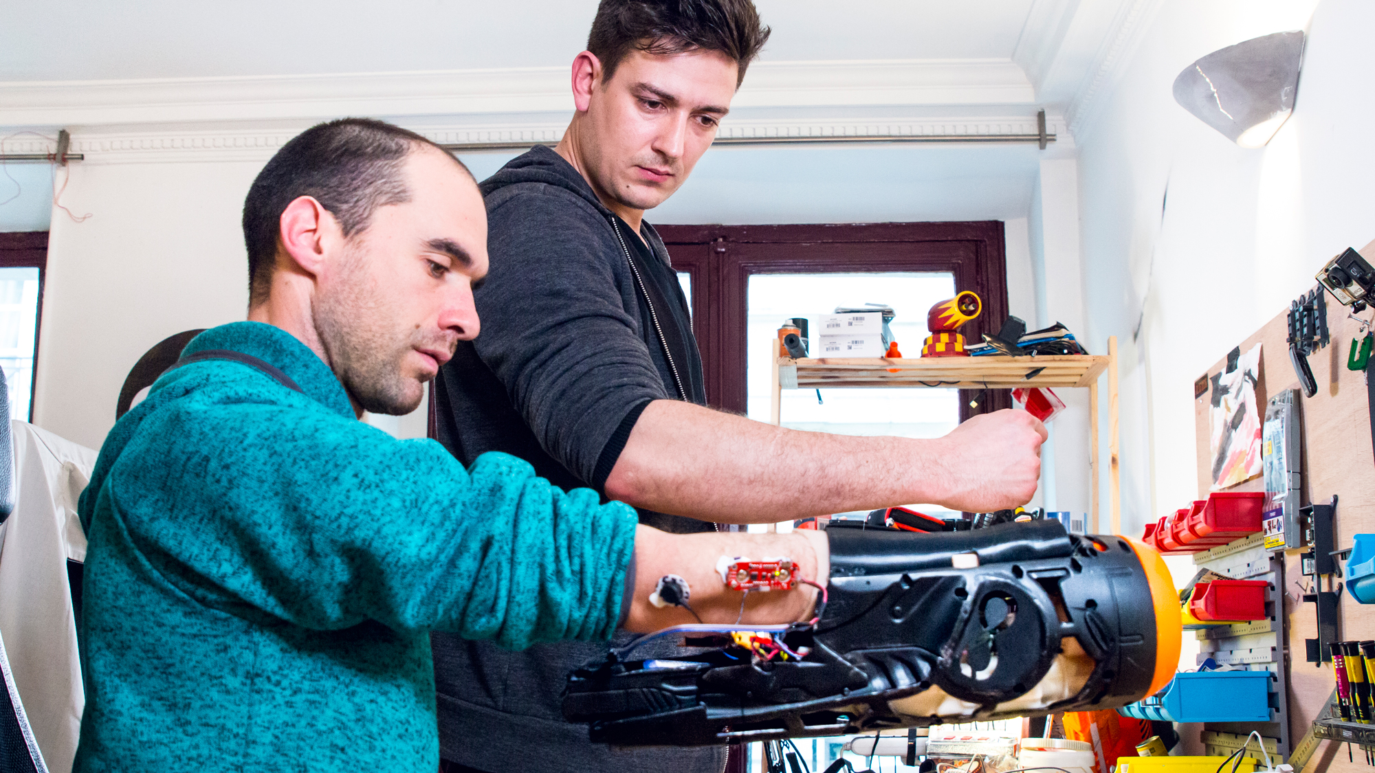 These Hackers Built A Prosthetic Nerf Blaster That Can Be Fired By Flexing Arm Muscles
