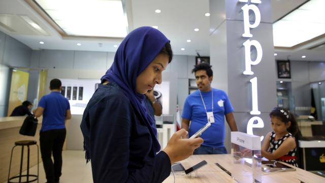 Iran’s iPhone Users Blocked From App Store