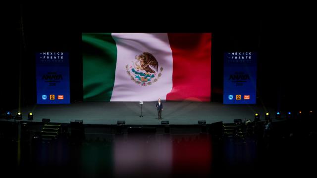 Facebook Is Running Ads In Mexican Newspapers Warning About Fake News