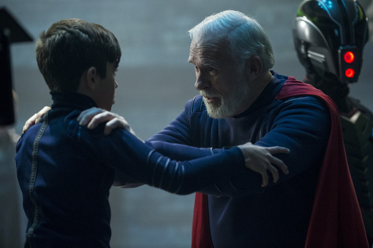The First Episode Of Krypton Reveals An Alien World That Feels All Too Familiar