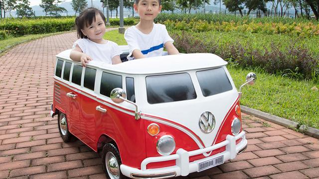 This Miniature Ride-On VW Van Lets Your Kids Take A Year Off Preschool To Go Find Themselves