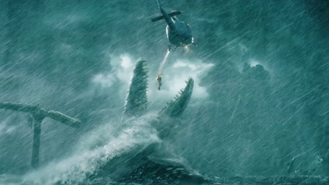 The Opening Scene Of Jurassic World: Fallen Kingdom Has Big Dinosaurs And A Ton Of Tension